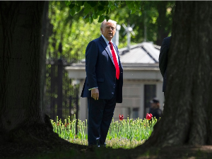 Хоће ли Трамп "убити" ММФ и Светску банку